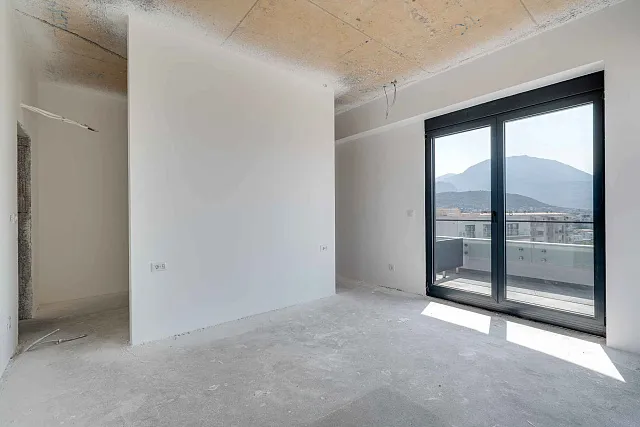A luxurious complex in the center of Bar with a panoramic view of the sea — photo 11